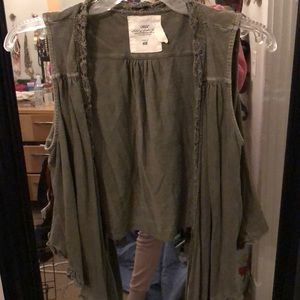 H&M Green vest cardigan